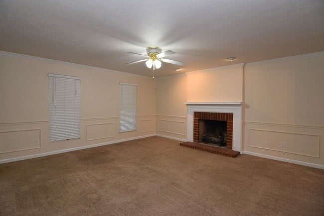 Photo - Evans 3 Bed/2 Bath w/ Garage & Huge Fenced Yard