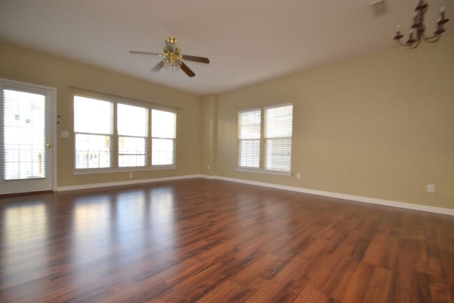 Photo - 1/2 MO/OFF SPECIAL- Ballantyne Towhome 3 bed 4 bath Community Pool