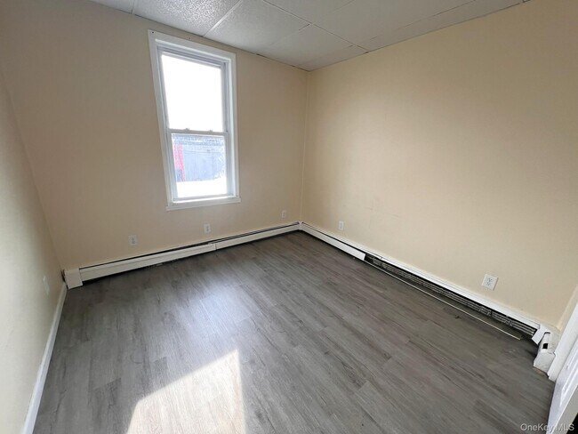 Photo - 824 Main St Unit 2R