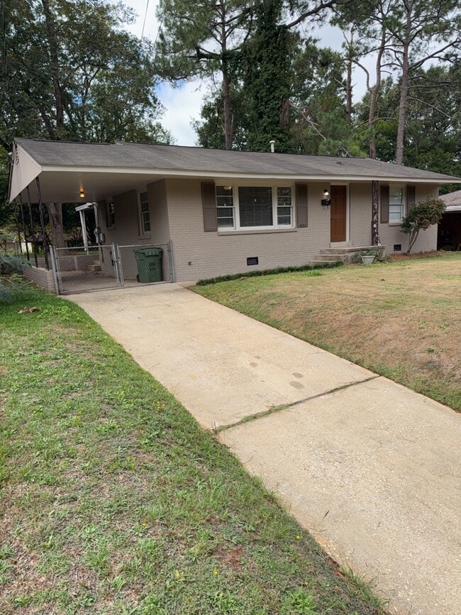 437 Forest Hills Dr