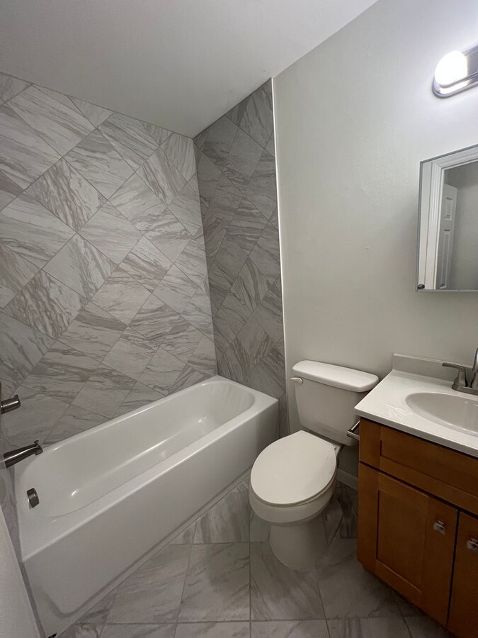 Photo - 103 Young Ave Unit B