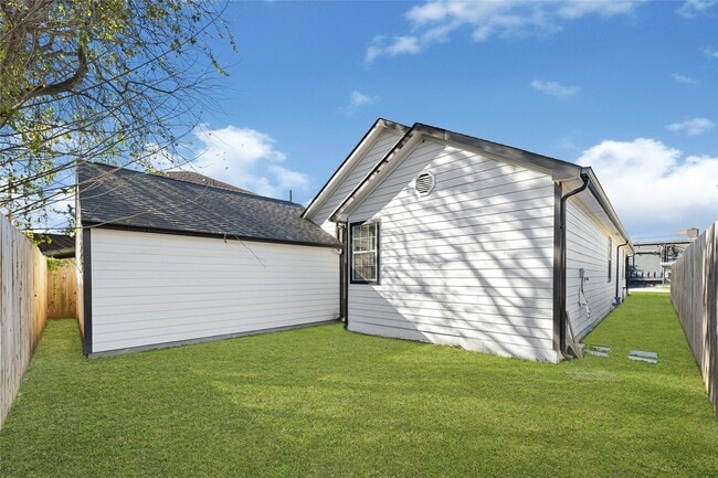 Photo - 1412 Northwood St