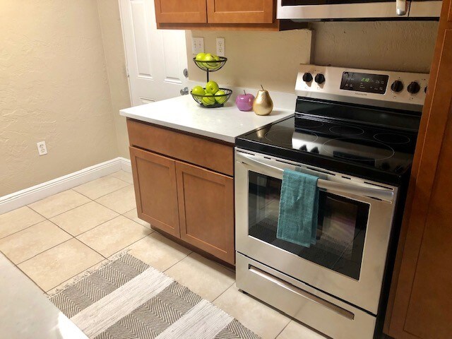 Cocinas actualizadas - Riverwalk Apartment Homes