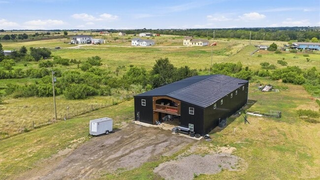 Building Photo - 1701 Co Rd 466