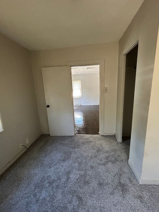 Photo - 3 bed 1 bath