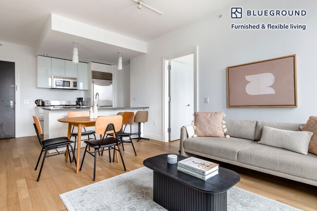 Photo - 550 W 54th St Unidad FL25-ID1459