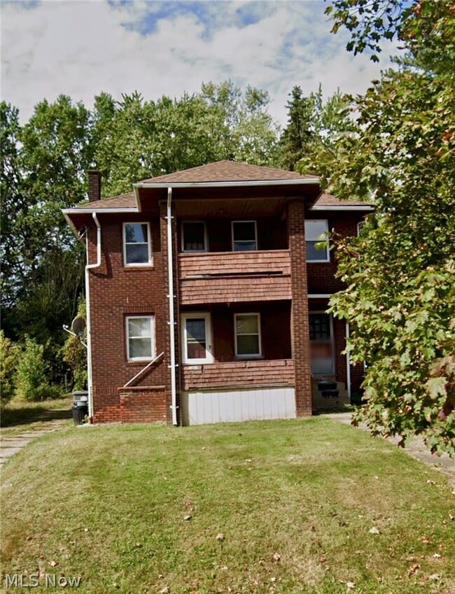 Building Photo - 1870 Cordova Ave