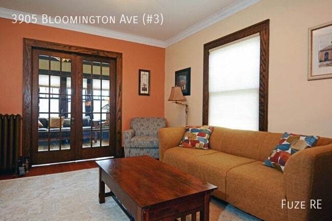 Photo - 3905 Bloomington Ave