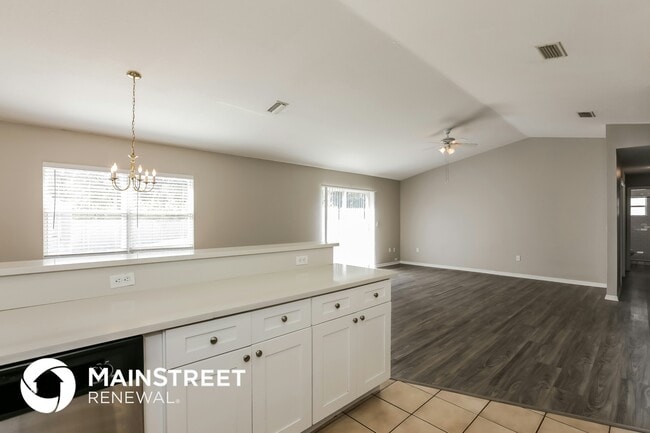 Photo - 734 Fox Lake Dr