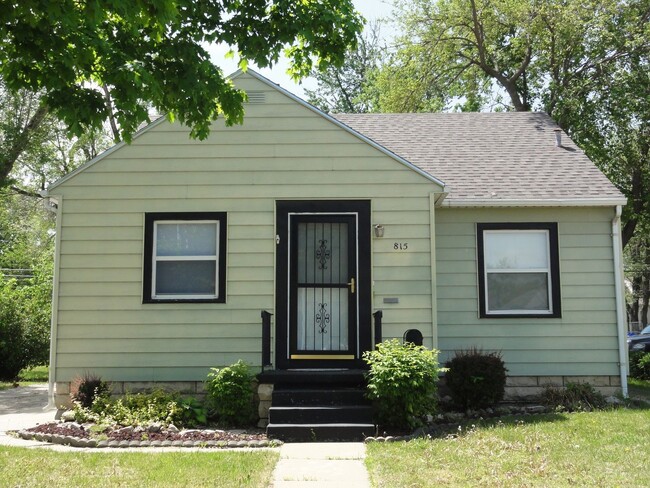 Great Home with Lots of Character - Great Home with Lots of Character