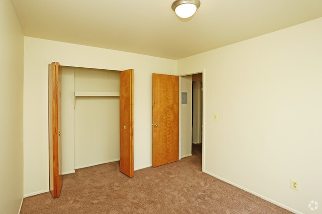 2BR, 2BA