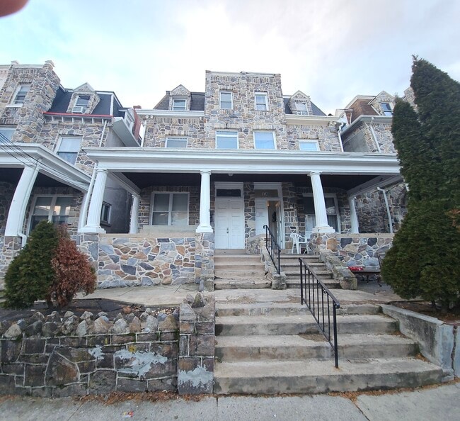 Photo - 132 W Douglass St Unit 132 W. Douglass St Apt 2