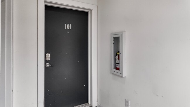 Photo - Modern 2BR Apartment in Prime Queen Anne Location Unit 101