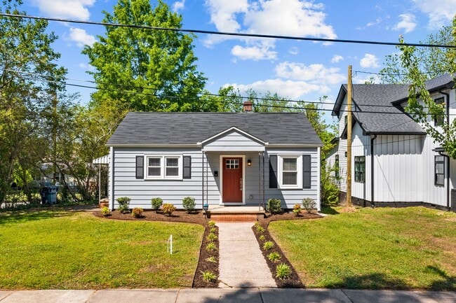 Building Photo - Beautiful 2 bedroom, 1 bath home near Downtown Durham, High-end Finishes and fenced-in backyard!