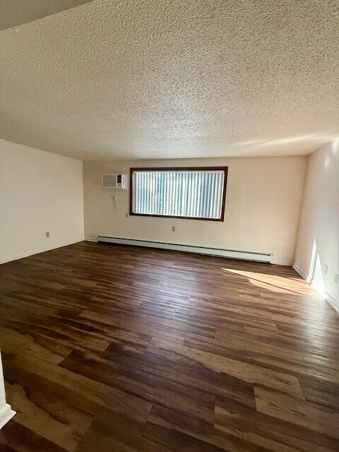 Cottonwood Apartments