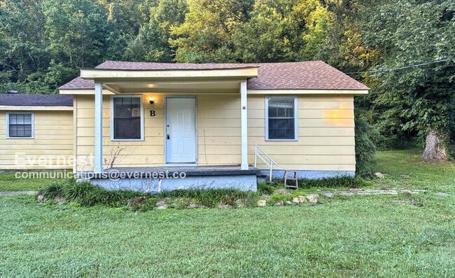 Building Photo - 1320 Ely Rd Unit B Rental