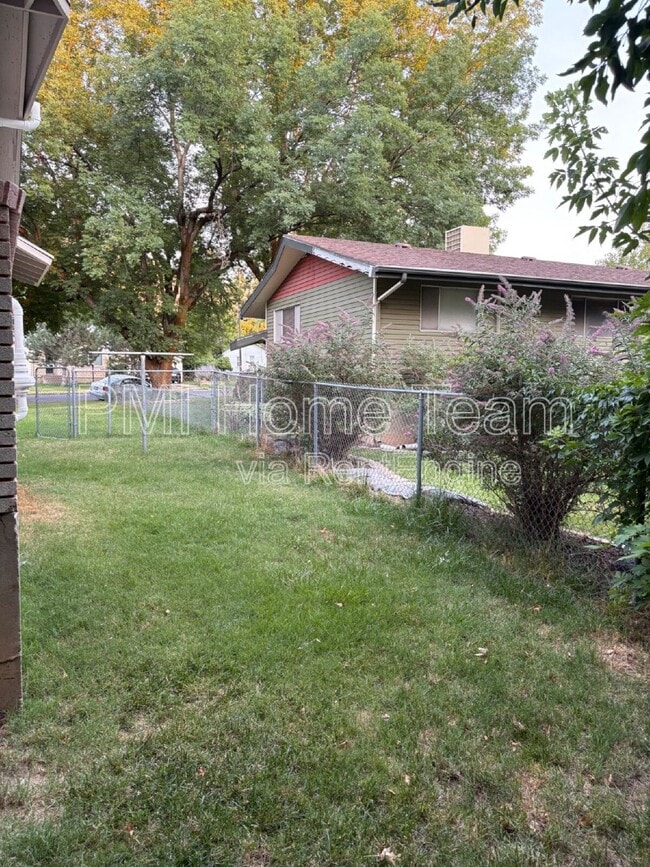 Photo - 3165 Jackson Ave