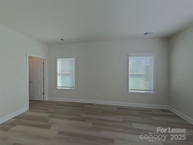 Photo - 112 Halesworth Rd