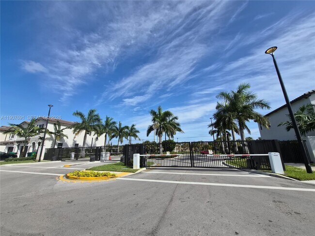 Photo - 2741 NW 55th Way