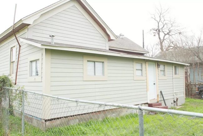 Photo - 721 S Pine St