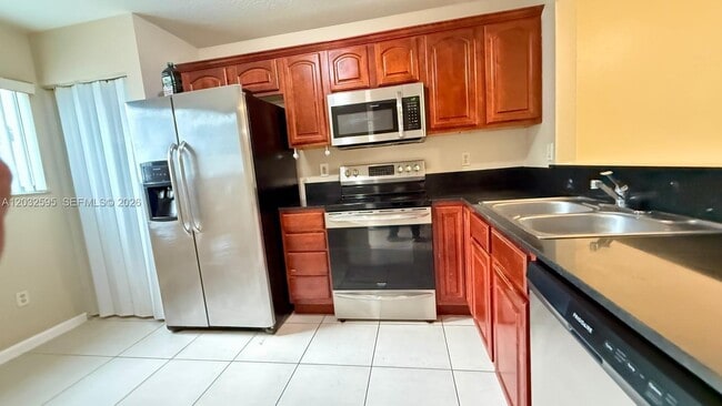 Photo - 6631 Winfield Blvd