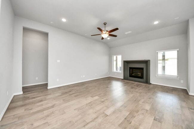 Photo - 9019 Emerald Cane Dr