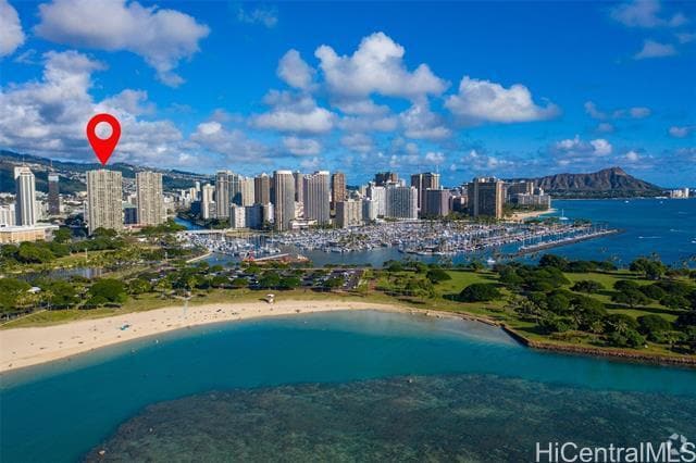 Building Photo - 1650 Ala Moana Blvd Rental