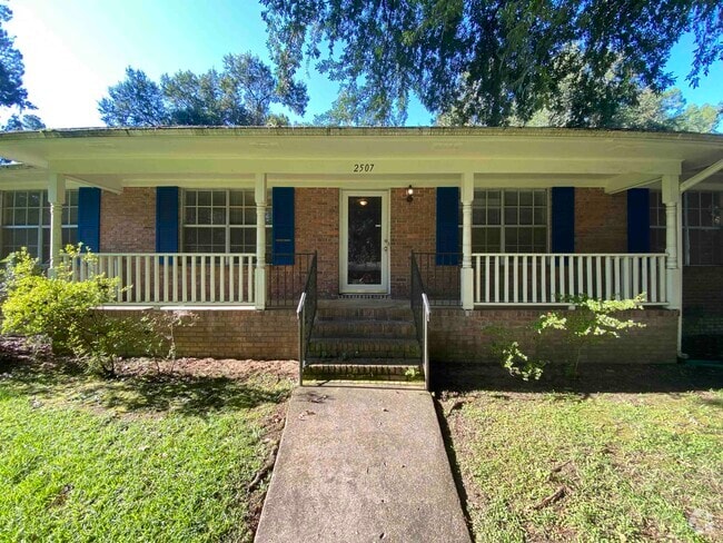Building Photo - 2507 Waldemar Ln Rental