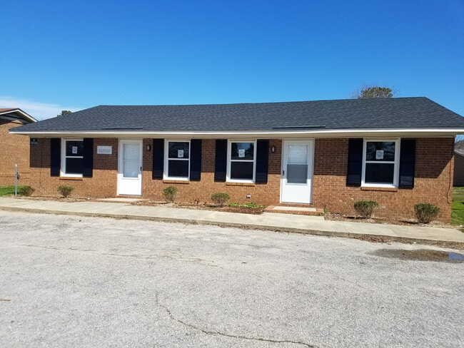 Building Photo - 1707 Birchwood Dr SE Unit A
