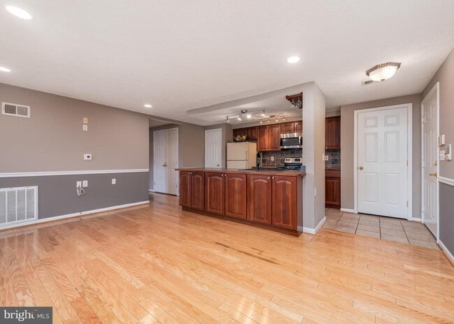 Photo - 6205 Sandpiper Ct Unit 203