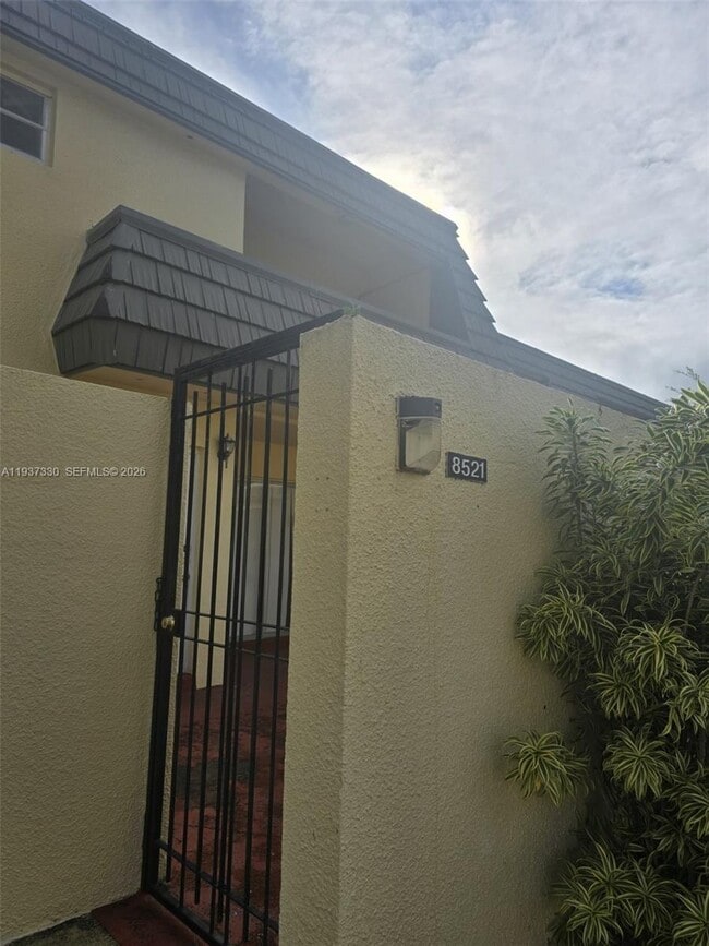 Photo - 8521 SW 137th Ave