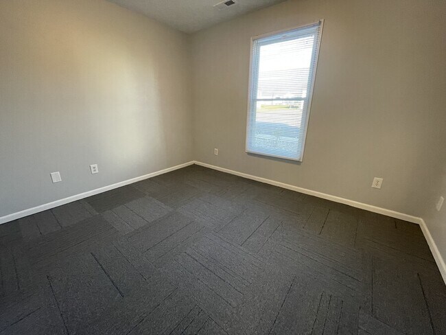 Photo - 350 Stone Creek Dr Unidad A