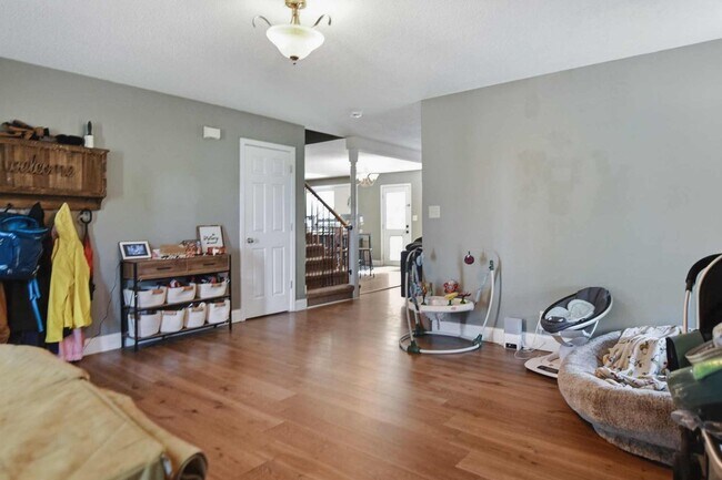 Photo - 795 Sugarcane Way