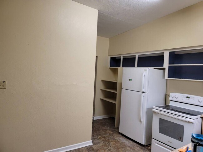 Photo - 1221 Berwyn Rd