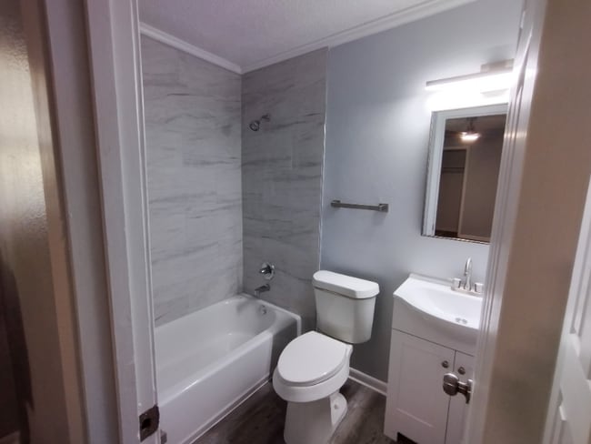 Photo - 1202 S 3rd St