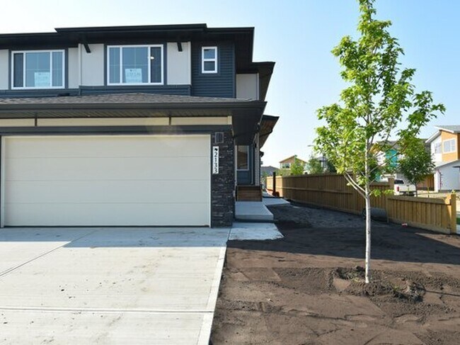Building Photo - 2115-2115 5 Ave SW Unit 2115