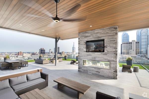 Roof lounge - Franklin Tower Residences Rental