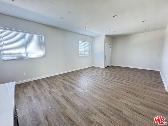 Photo - 5635 Homeside Ave Unit 5637 1/2