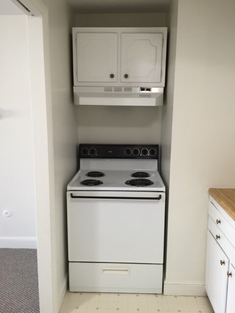 Photo - Executive Manor