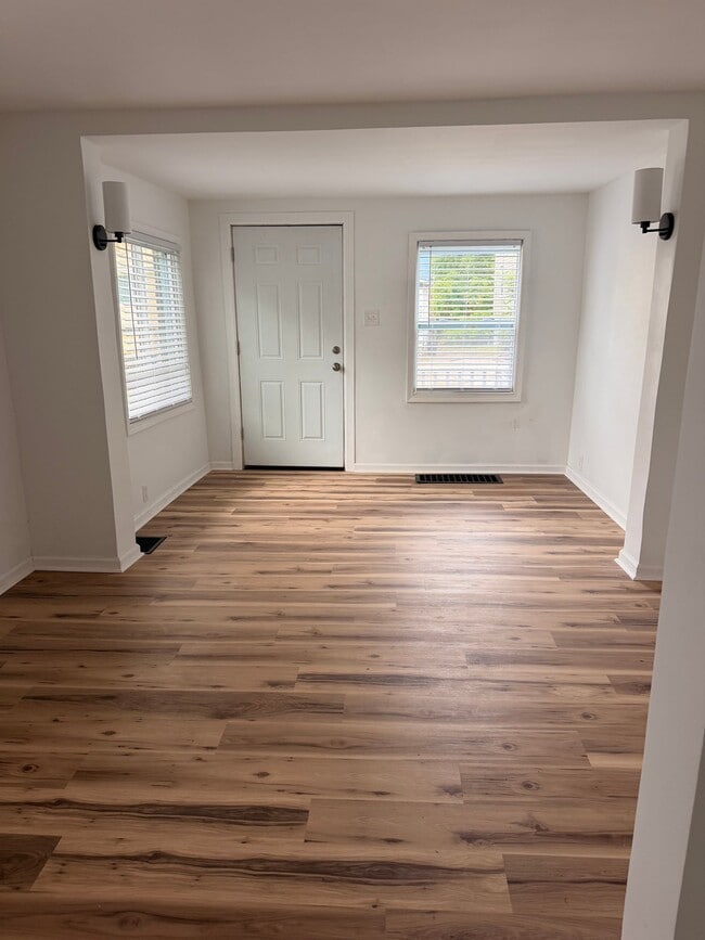 328 Murray Ave Unit B