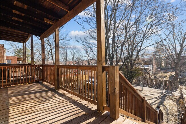 4450 Gibson Ave Unit 1F