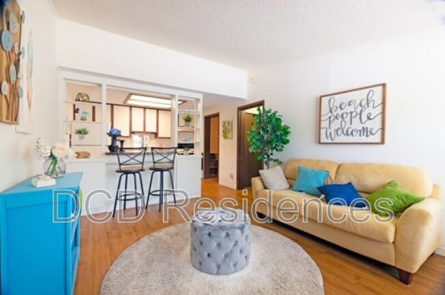 Building Photo - 11432 Mussel Dr Unit 9