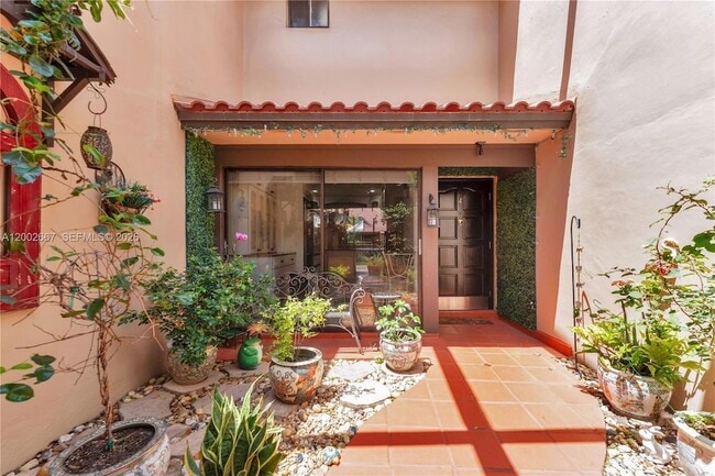 Photo - 3505 Torremolinos Ave