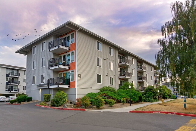 Photo - Woodland Commons