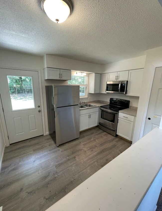 Photo - Two Bedroom Unit Available For Rent!