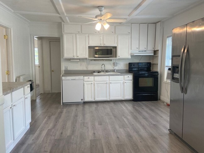 Photo - Single Family Home in Branson