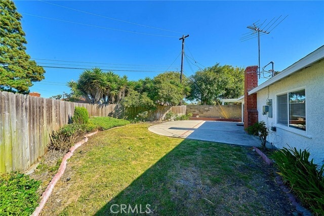 Photo - 27916 Alvarez Dr
