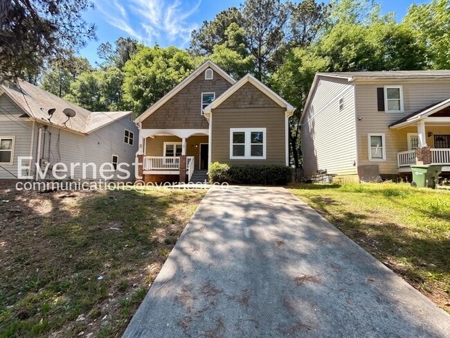Building Photo - 1080 Gun Club Rd NW
