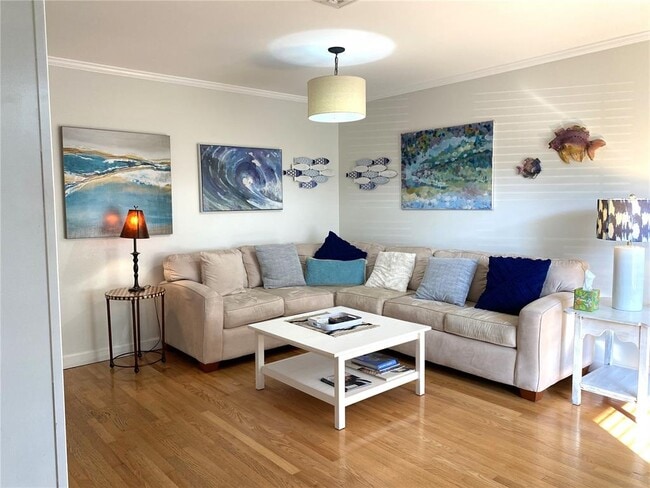 Photo - 2403 Browning St