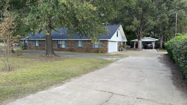 284 Connie Lynne Dr